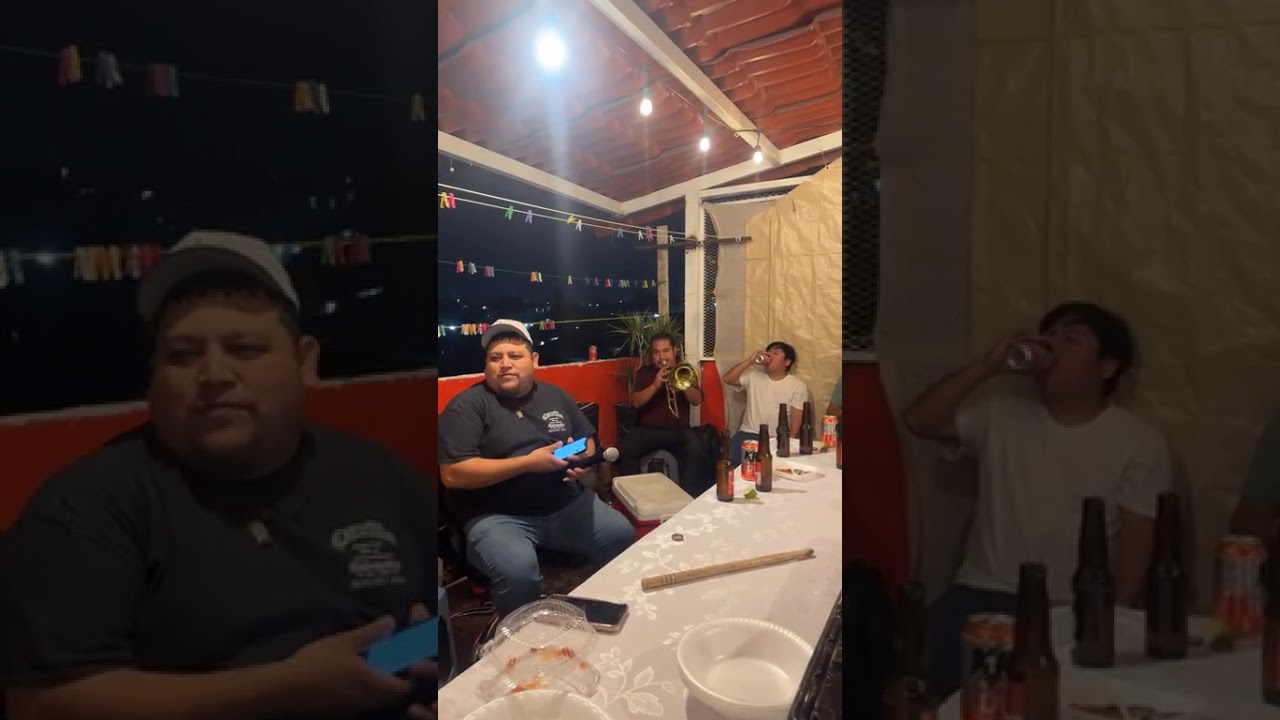 Aquí pasando un rato agradable  con los muchachos de la banda 🎤🎶