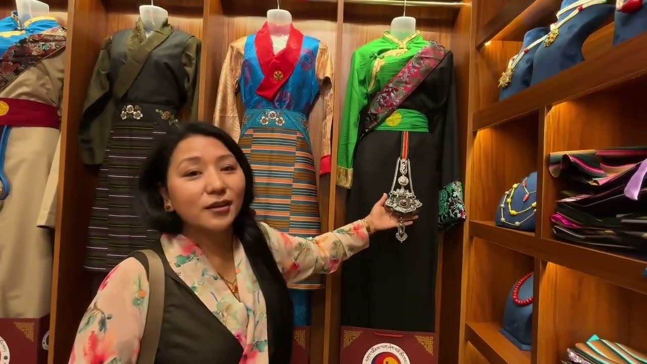 How to wear tibetan chupa.Utsang ,khampa,dotoe.