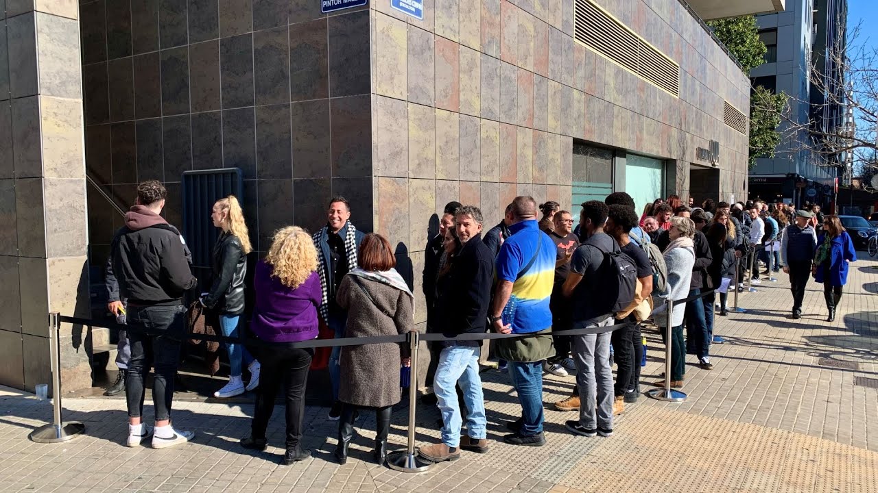 Casting València | Miles de personas se presentan para un rodaje de... ¿Star Wars?