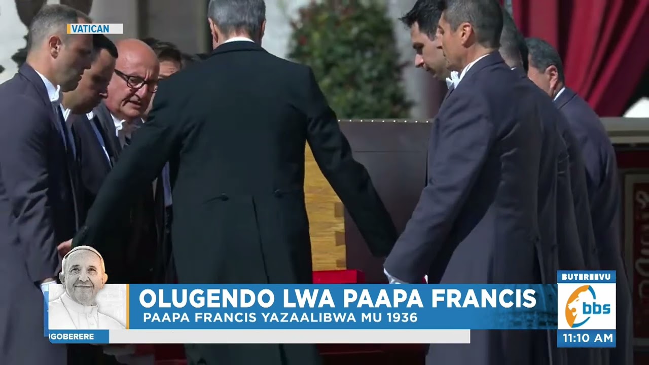 Embeera Ebadde ya Kimpowooze nga Ppaapa Francis Atuusibwa ku St. Peters Square