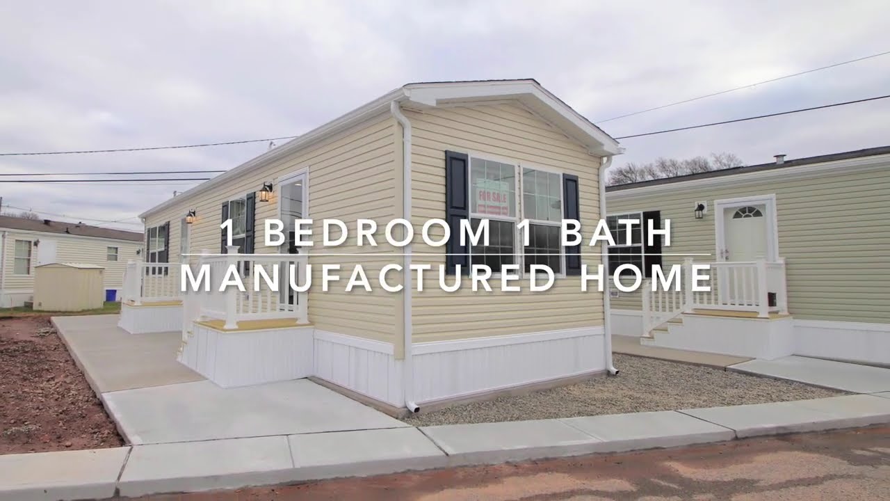 D-7 SOLD One Bedroom One Bath Manufactured Home $107,000 Carteret, NJ www.DolanHomes.com