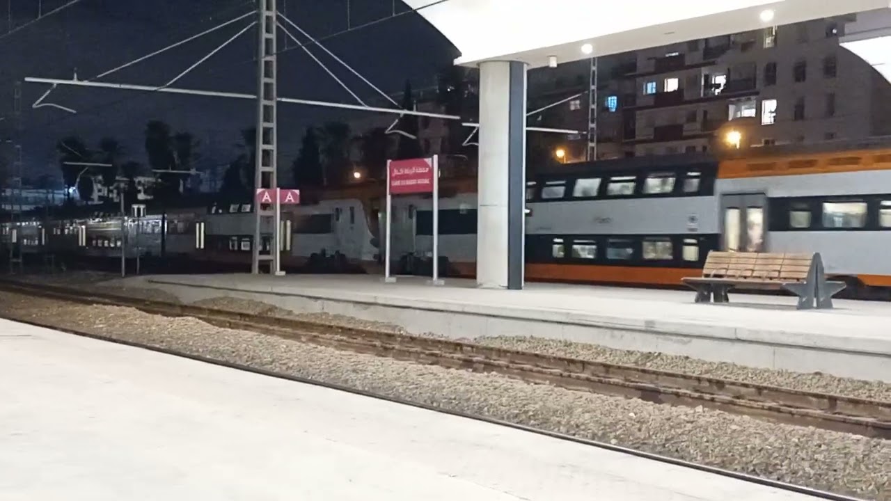 ●Z2M Unité Multiple 114 + 115 Assurant TNR-56 Entrant Rabat Agdal Vers Casa port