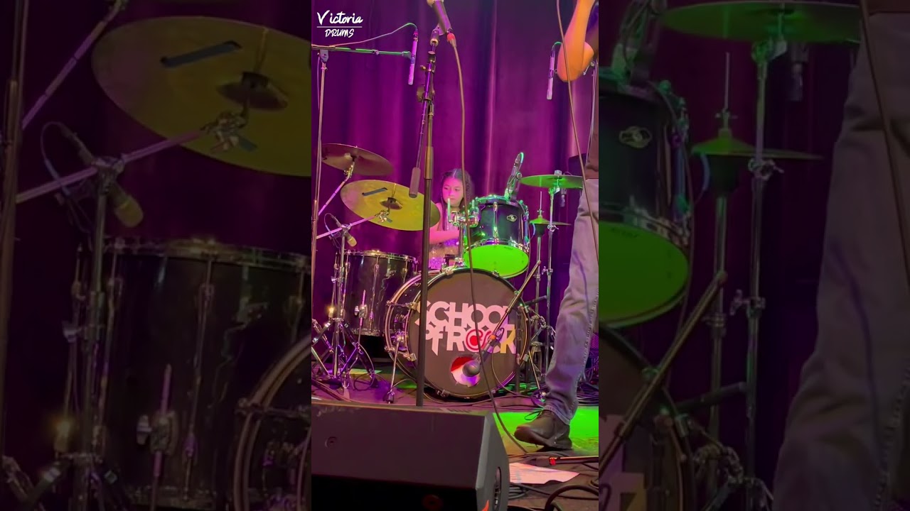 SoundtrackShow #ghostbusters #schoolofrock Seattle‼️🤘🏼⚡️#femaledrummer #drummergirl #univision