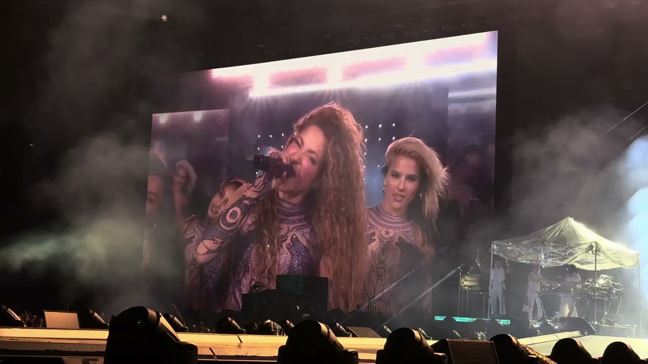 Shakira - Bzrp Music Session, vol. 53 (LMYNL World Tour Estadio GNP Seguros)