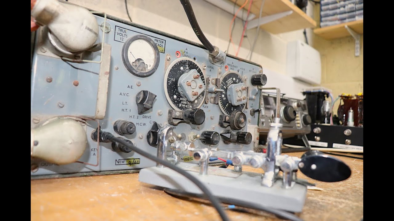 Working QRP With An Old WW2 19 set