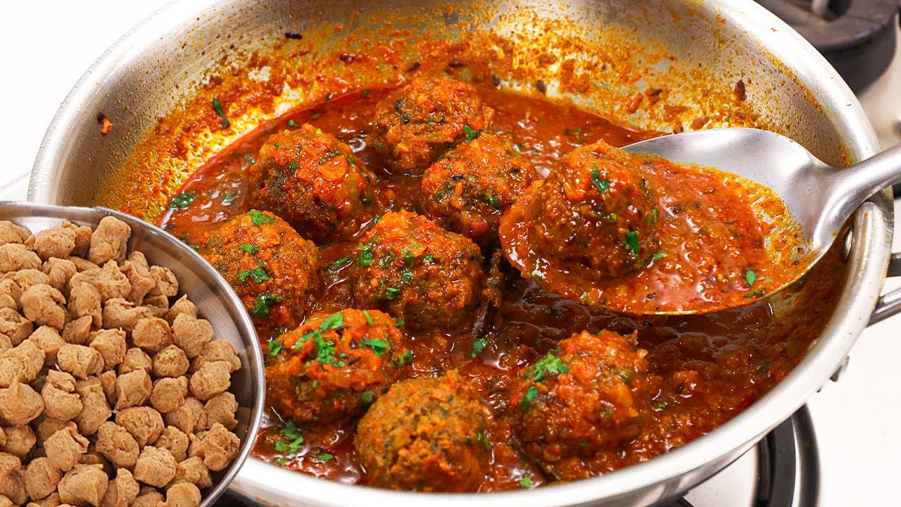 सोया के कोफ्ते ऐसे बनाएंगे तो सब तारीफ करेंगे | Soya Kofta Curry | Soyabean ki Sabzi |Kabitaskitchen