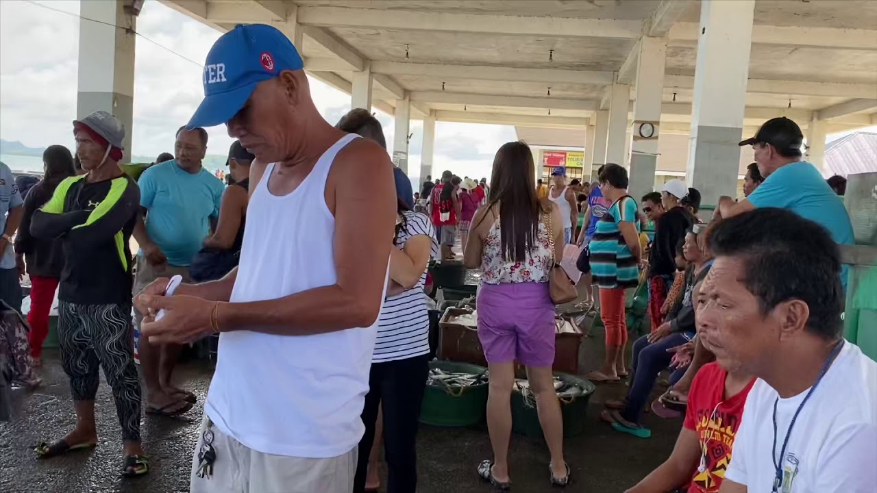 FRESH SEAFOODS| CARLES FISHING PORT