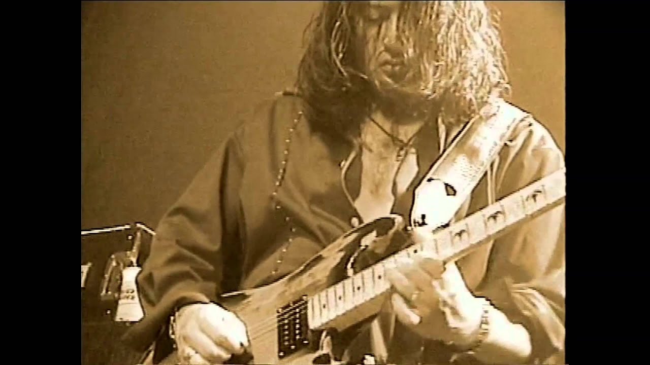 Queensrÿche - Della Brown