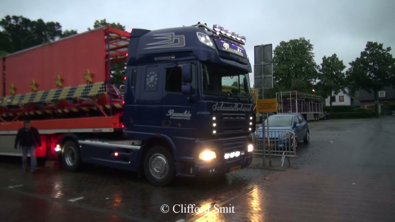 Kermis Laren 2021 Oprijden transporten Magic Mouse