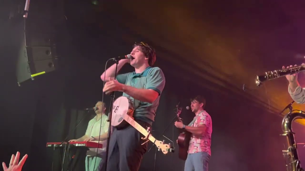 The 502s ‘just a little while’ live at band on the wall - Manchester 28.10.22