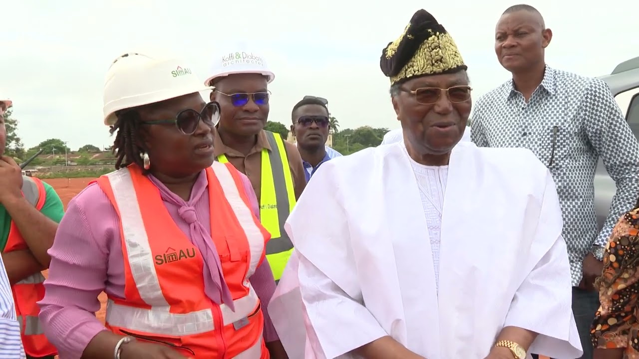 Porto- Novo : Nicephore Soglo en visite sur les chantiers