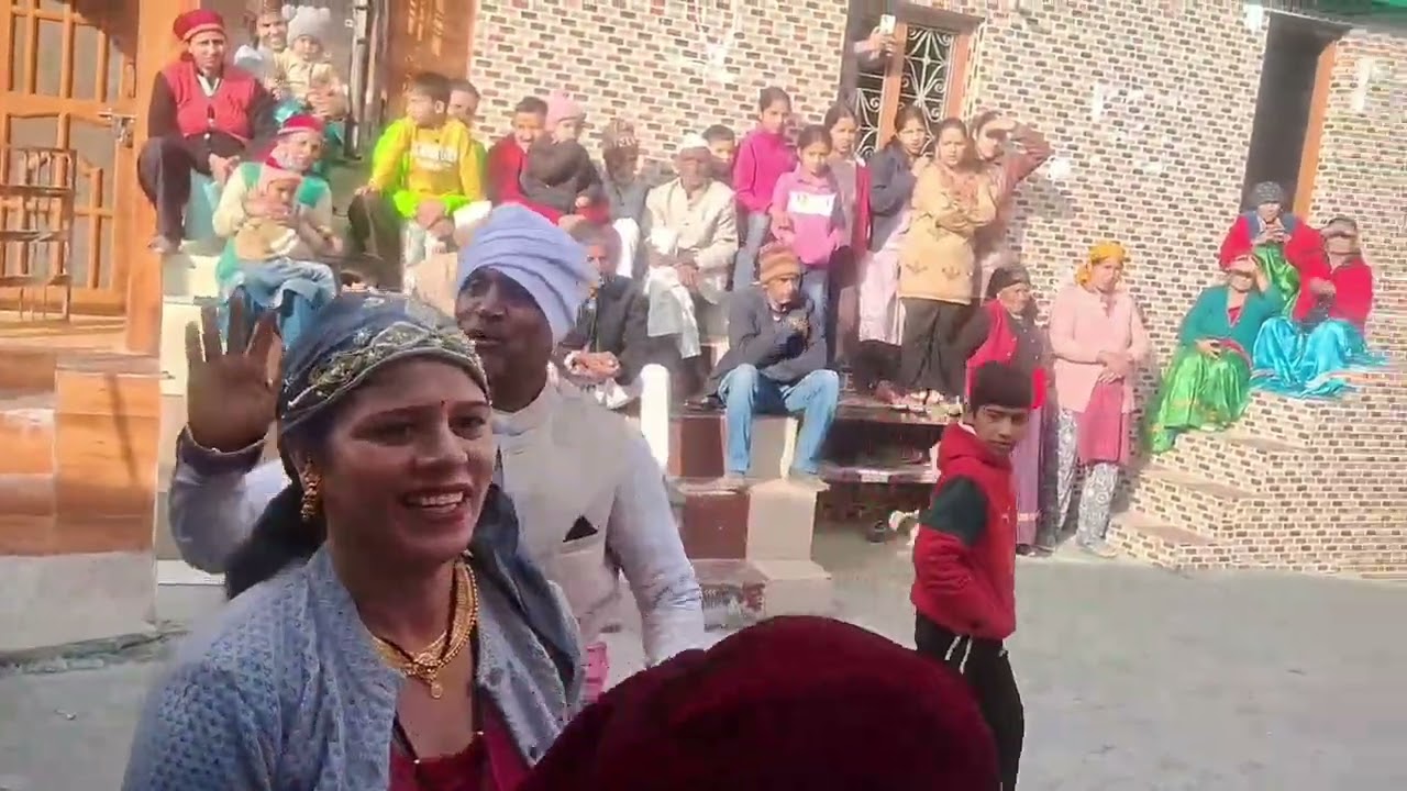 पांडव नृत्य जरूर देखें