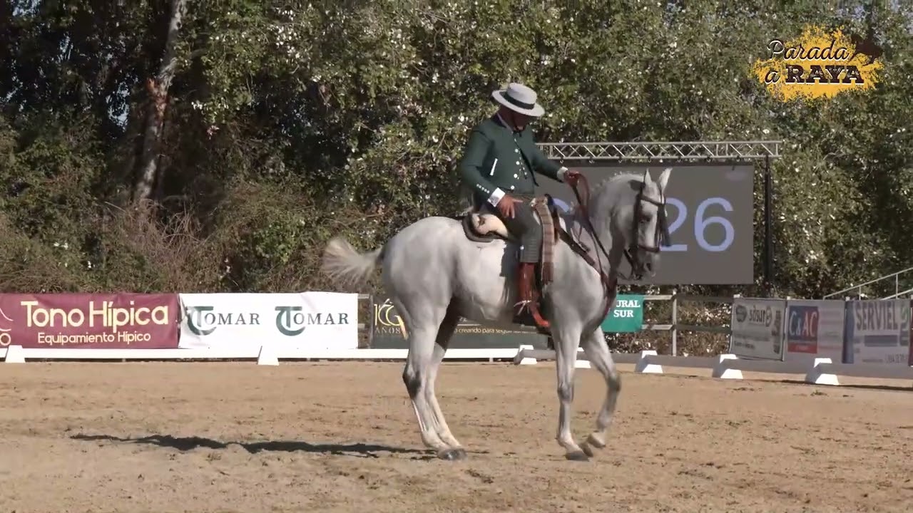Juan Carlos García Gutiérrez con Hadi