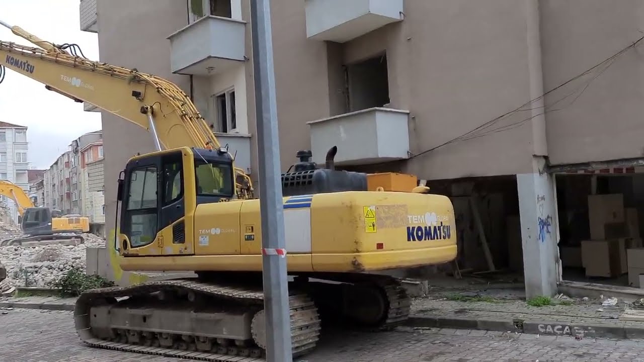 Üçler Sitesi D Blok Yıkım - 17 Şubat 2024