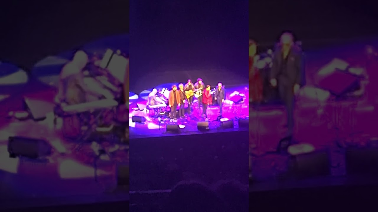 Elvis Costello feat. Joker Out - New Wave (live at the Oslo Opera Sep 17th 2023)