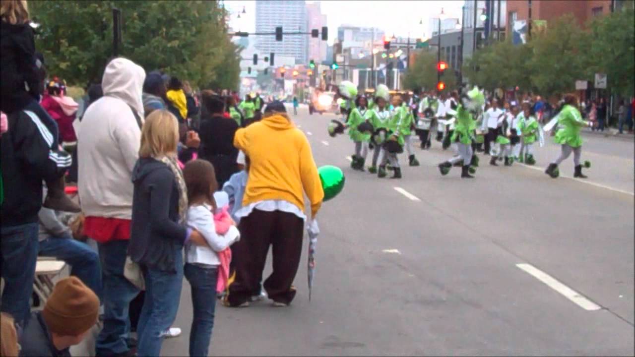 KANSAS CITY MISSOURI MARCHING COBRAS