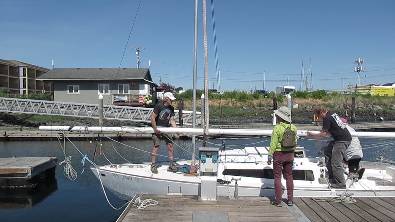Small Boat Advantage - Step a Sailboat Mast - Gin Pole Hoist - The Resourceful Sailor