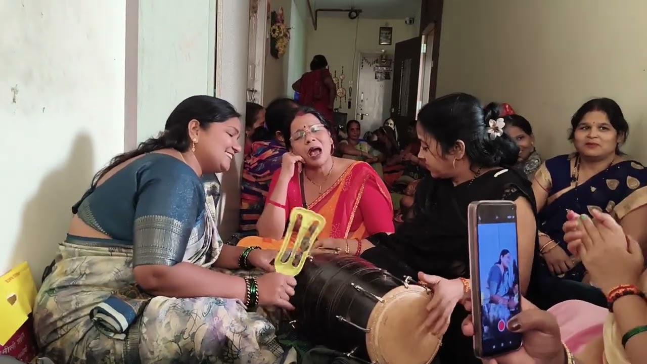 बहुत ही सुंदर सूअर का उठान गीत लेकर आई हूं सहेलियों के साथ अच्छालगे तो,#सब्सक्राइबll #🙏llsarita 