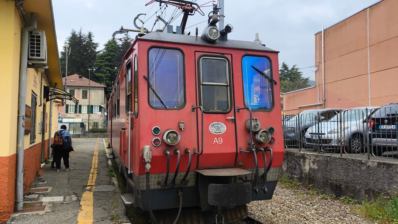 viaggio andata e ritorno a bordo della firema A9 della ferrovia Genova casella su tutta la tratta