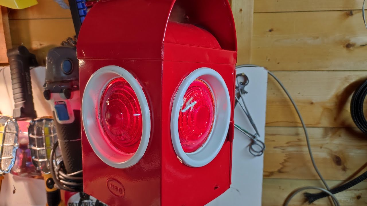 1960 / 1970s  Roadworks Paraffin Lamp Restoration