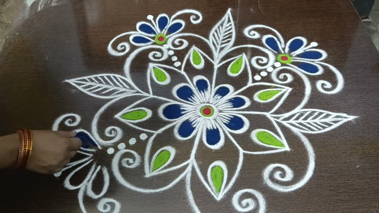 Creative rangoli designs🌷Flower rangoli/#rangoli/#dialyrangoli/#muggulu/#indianart/#simplerangoli/
