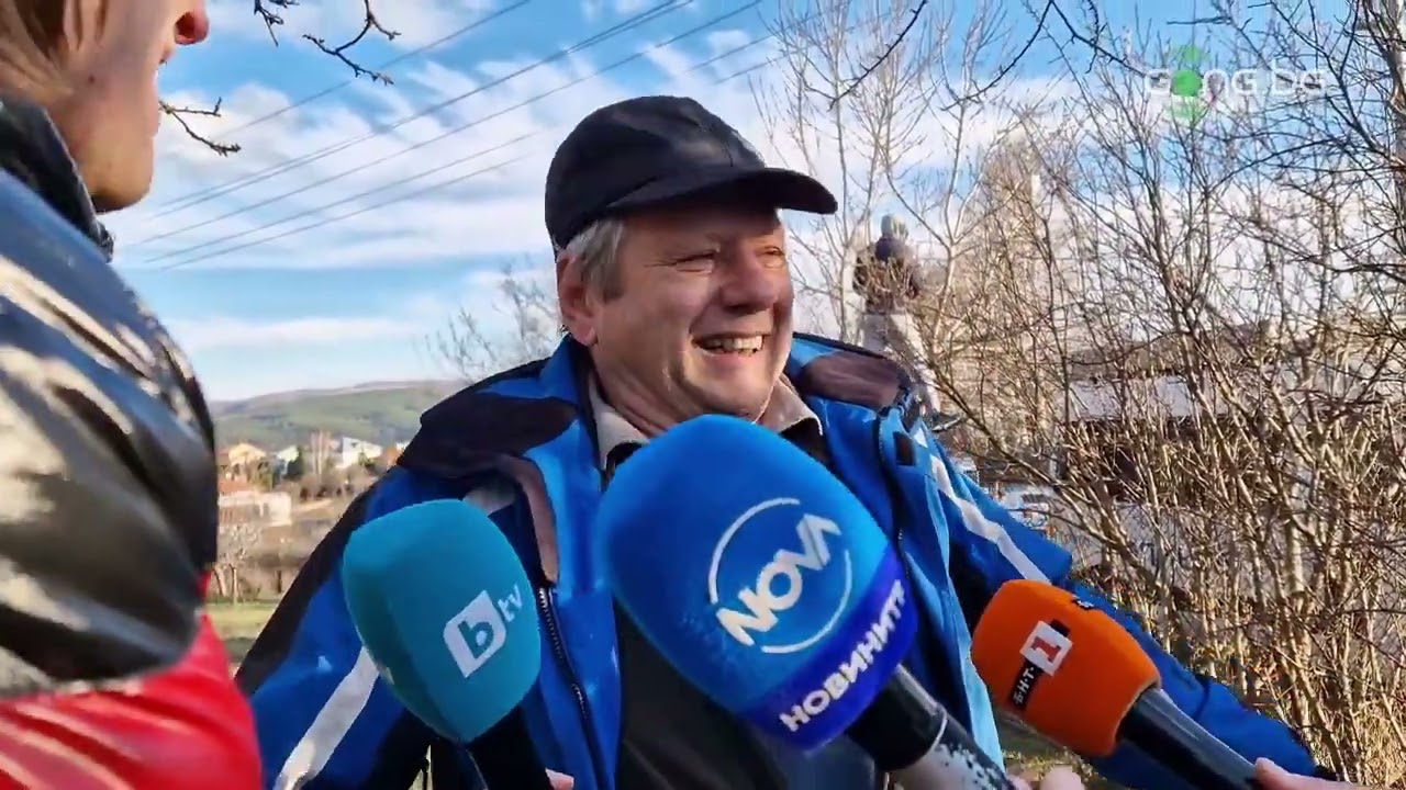 Жител на Бистрица свали оградата и пусна фенове на ЦСКА в имота си за мача срещу ЦСКА 1948