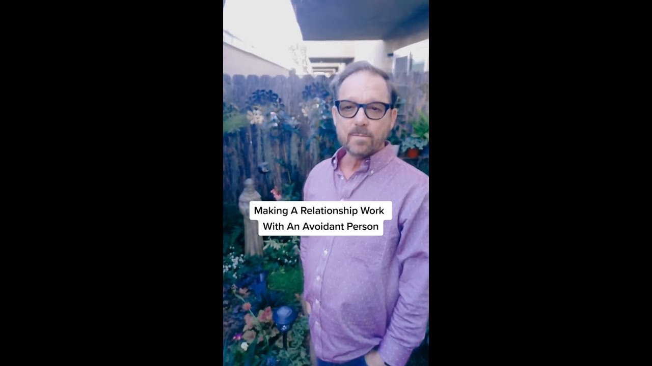 Making A Relationship Work With An Avoidant Person #Shorts