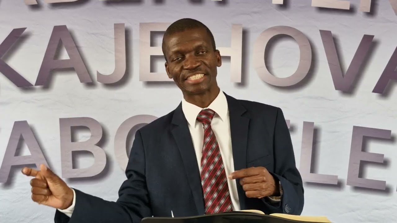 UJesu ekhulekela ubunye kubazalwane | John 17: 11, 14, 21-23 | 14 September 2025