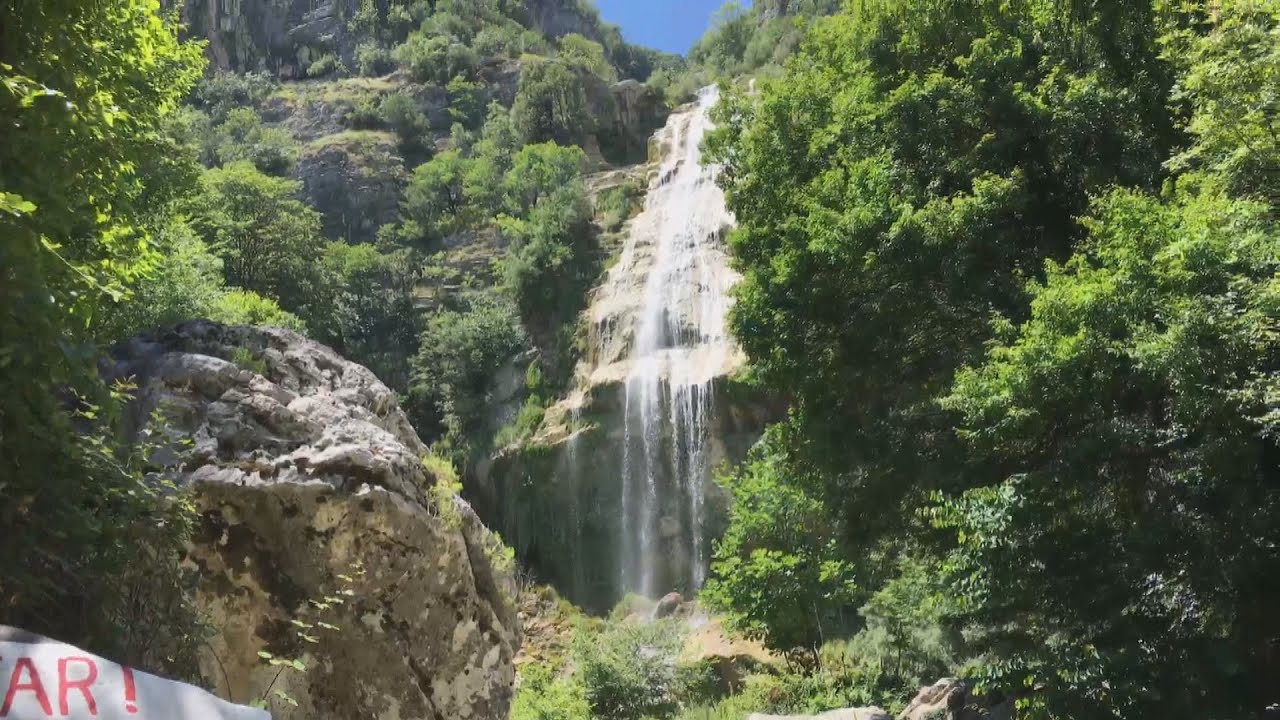 Uj&euml;vara e Sotir&euml;s, bukuri e rrall&euml; q&euml; &euml;sht&euml; e v&euml;shtir&euml; t&euml; arrihet