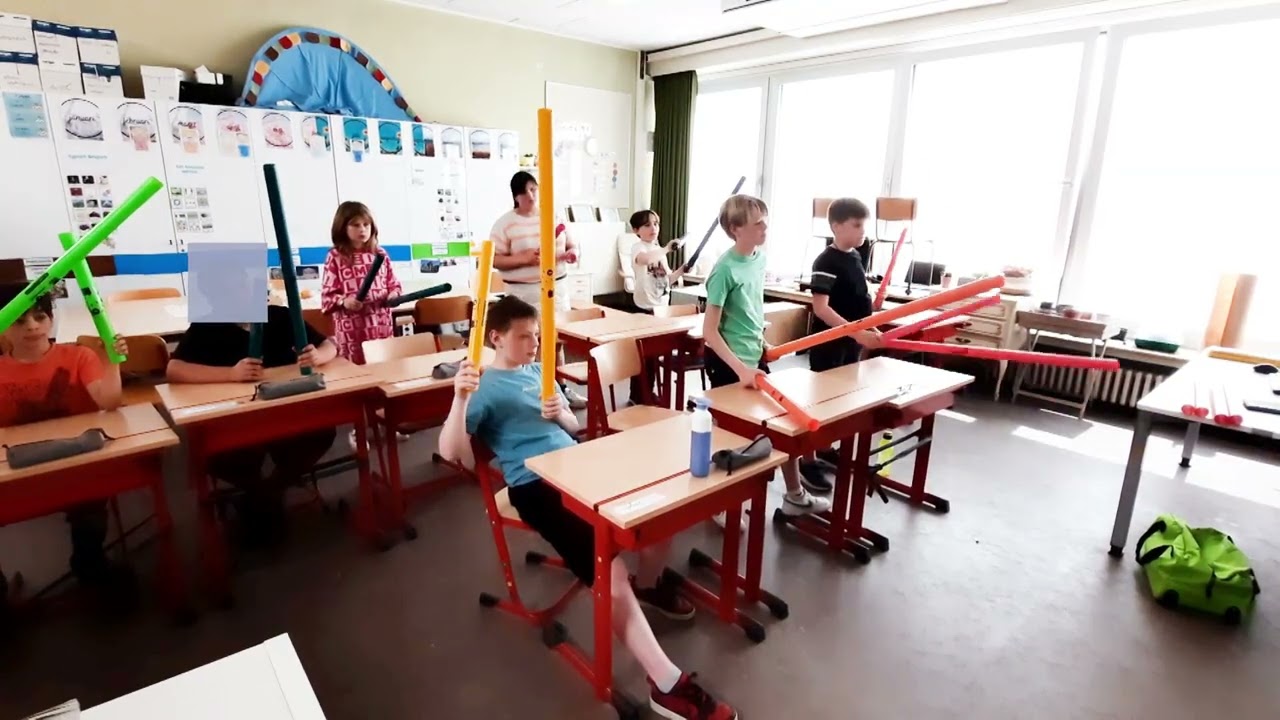 Eye Of The Tiger begeleid door de boomwhackers