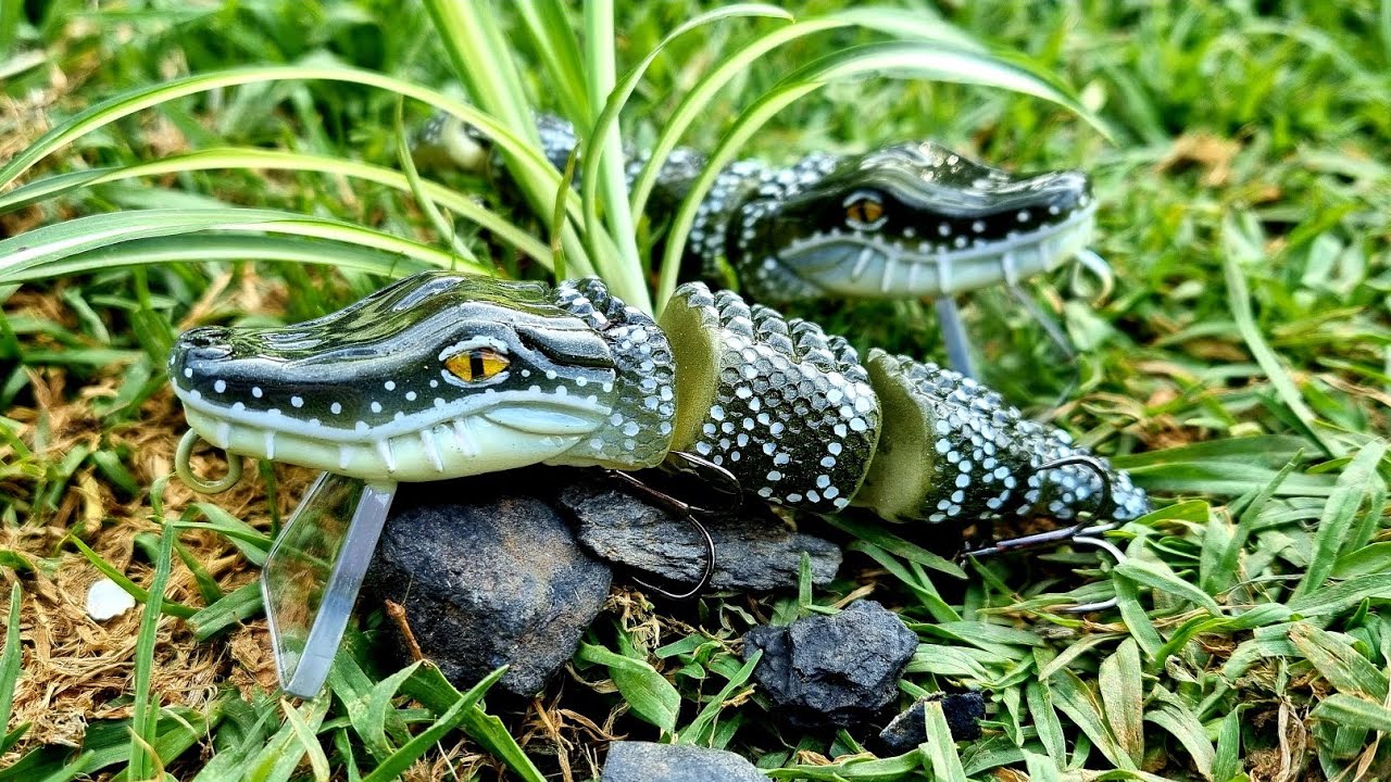 Making Aligator Wakebaits (Lure Making)