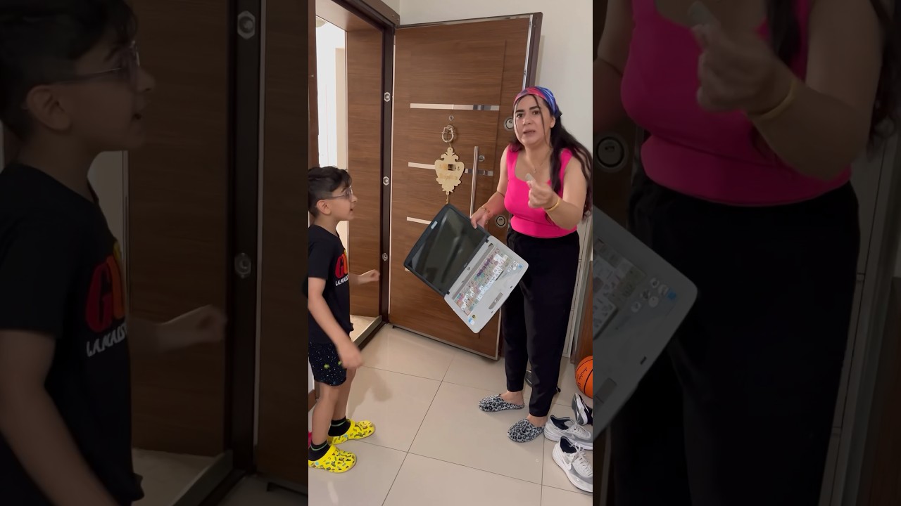 Bilgisayar &ccedil;&ouml;p oldu #vlog #keşfet #birg&uuml;n&uuml;m #ironia #bilgisayar #arkadaş #tavsiye