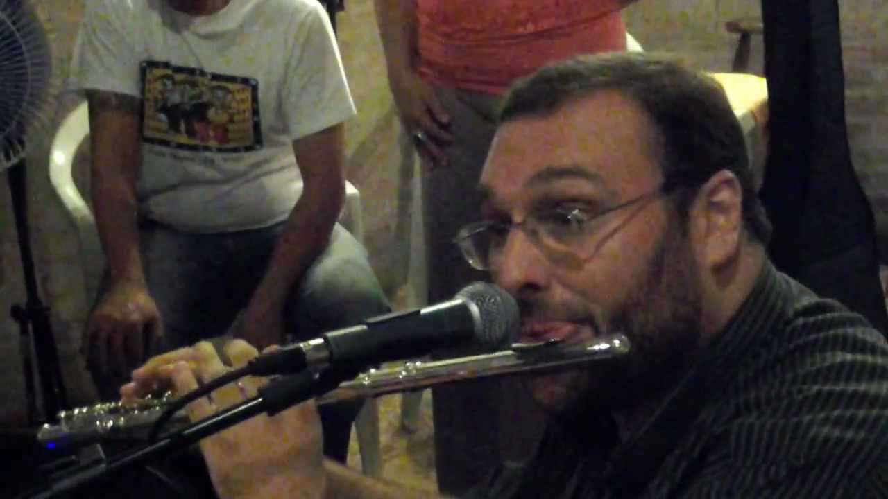 O flautista Antonio Rocha no Choro da Villa - A Glória