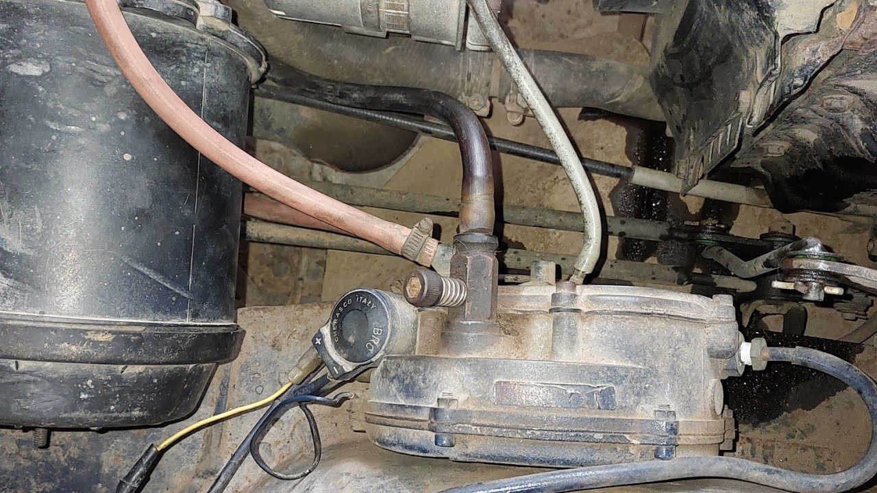 Maruti Omni LPG Idle speed Settings எப்படி செய்வது என்பதை வீடியோவில் காணலாம்