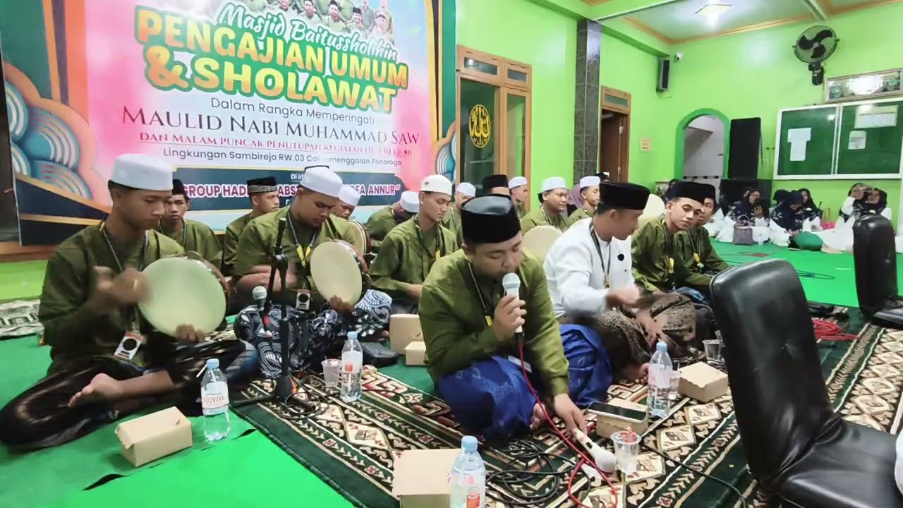 Serat penjajah bersama Al Musthofa 