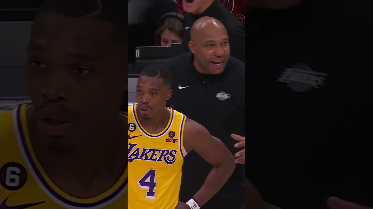 &ldquo;Be tough with the rock&rdquo; - Coach Darvin Ham Coaches Rui Up In Game 1 | #Shorts