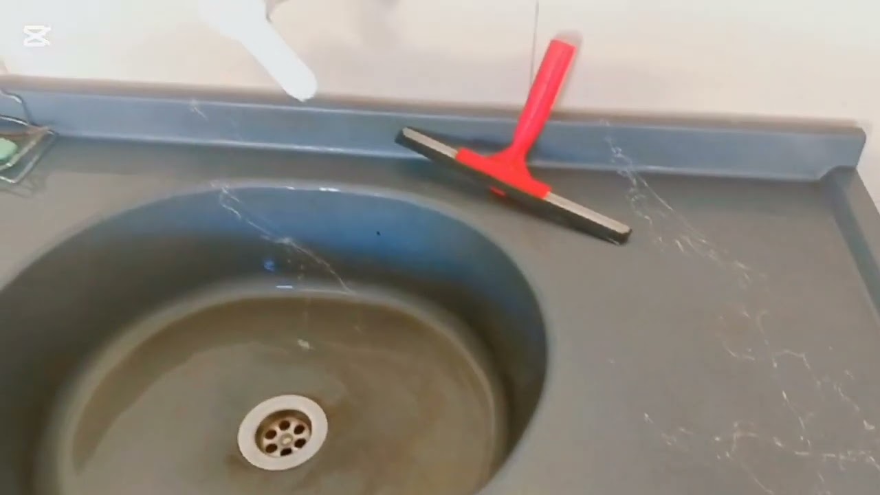 كلما ابتعدت عن الله ازداد نشغالك بالناس روتين يومي بسيط حال ام البيت بعد ماتطلع المدارس ☺️💦🧹