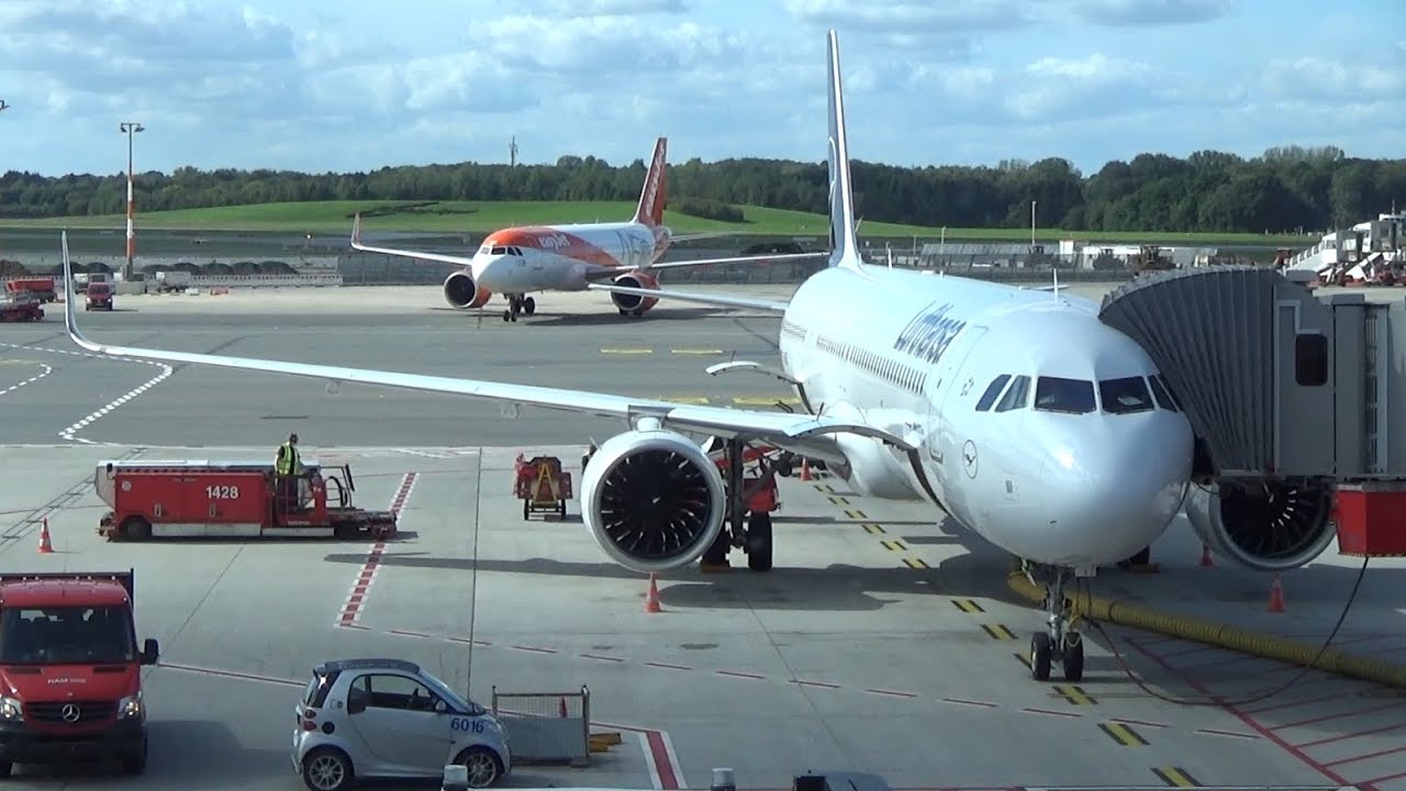 Tripreport Lufthansa LH14 Frankfurt - Hamburg | Economy | A321-271NX D-AIEA