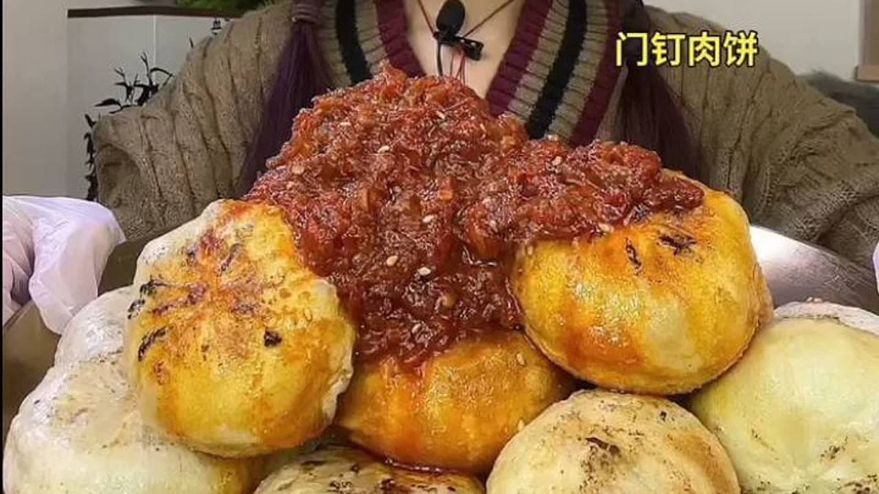 ASMR MUKBANG | 红面金盘香满溢，美食佳肴美口味。