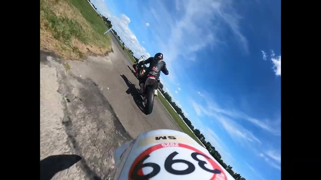 Supermoto Race 3 - Suzuki Series 2025 Rd2 Manfield