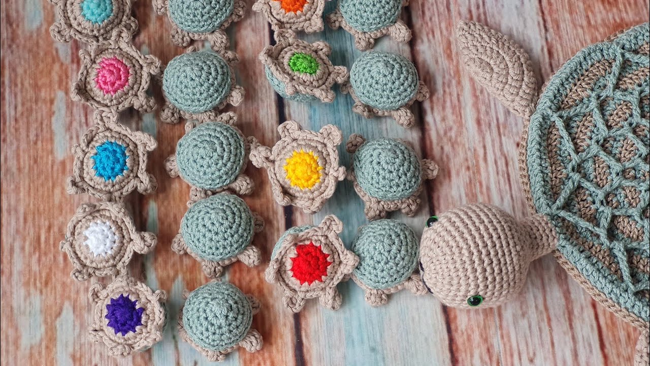 Crochet Turtle Memory Game. Advanced crochet skills required.