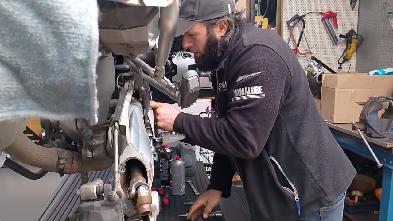 bmw r 1200 gsa cardan probleem