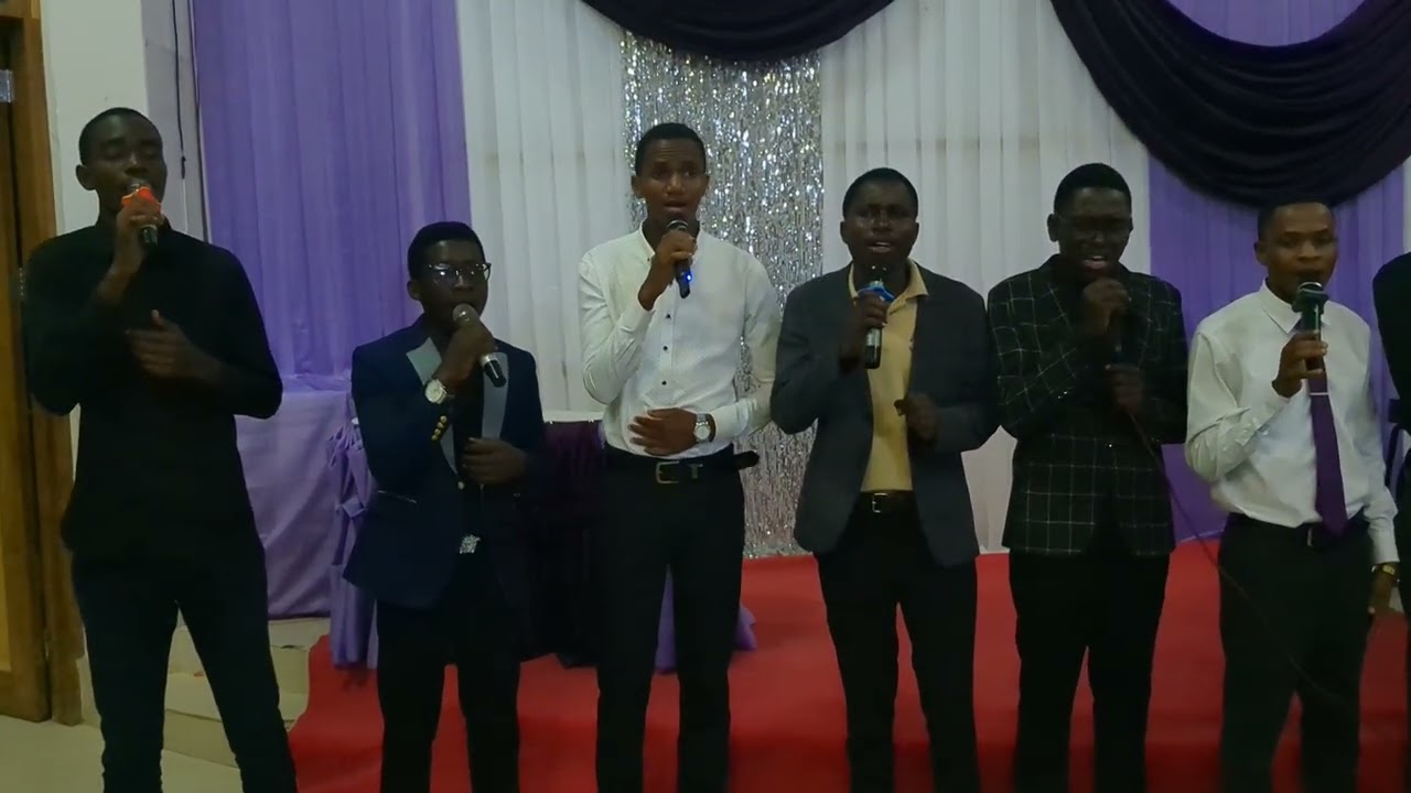 THE BROTHERS MUSIC TZ _LIVE PERFORMANCE _ ANAWEKA NJIA