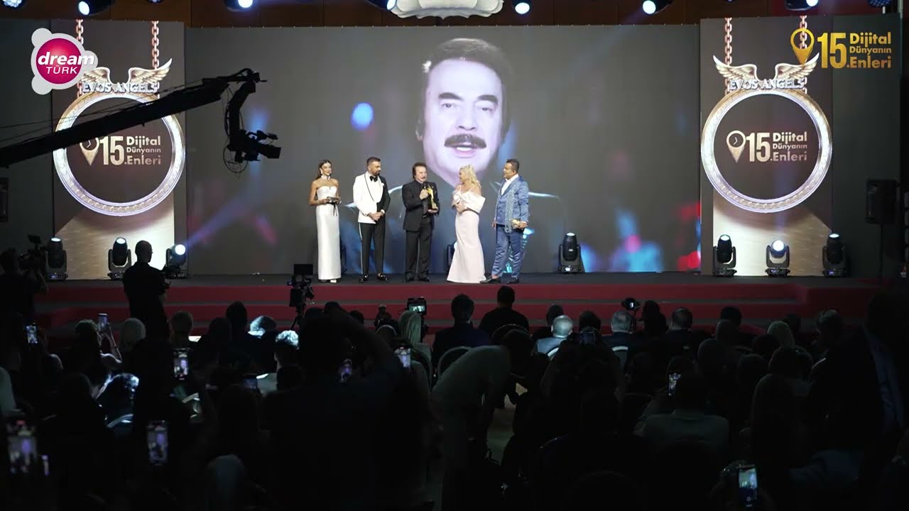 YAŞAM BOYU ONUR ÖDÜLÜ: ORHAN GENCEBAY & CANIM TÜRKİYEM - 15. Dijital Dünyanın Enleri Ödül Töreni