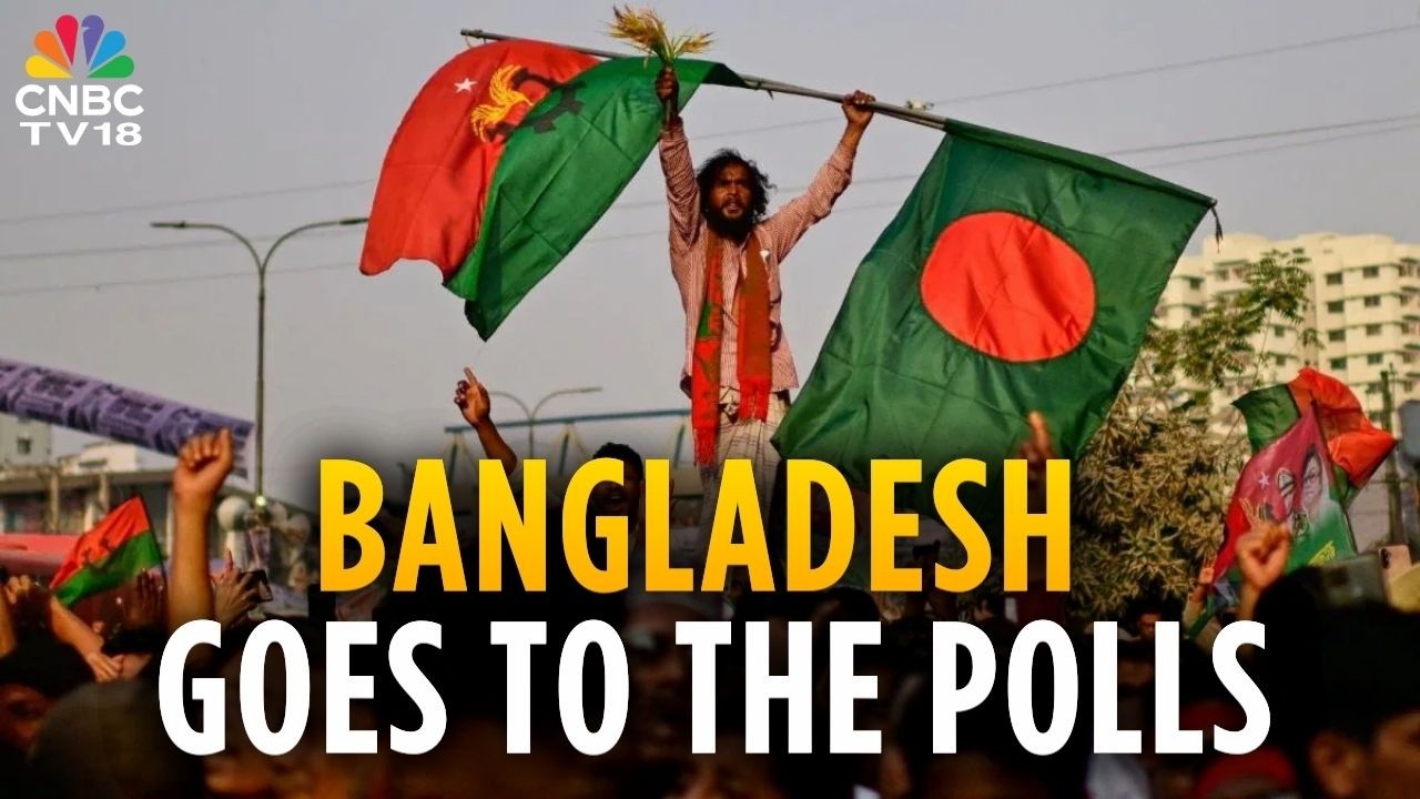Bangladesh Polls | Interim Chief Muhammad Yunus Casts His Vote | Dhaka | Bangladesh News | N18G