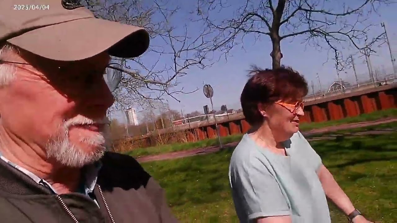 #117 Opa BusZie wandelen met dochter en de honden Vrijdag 4 April 2025