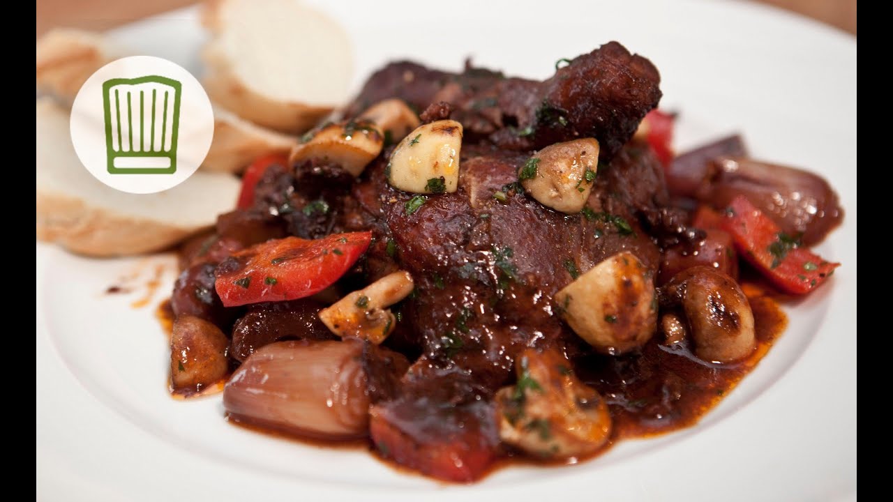 Rezept: Coq au vin - Hahn in Wein - Geflügelgericht #chefkoch