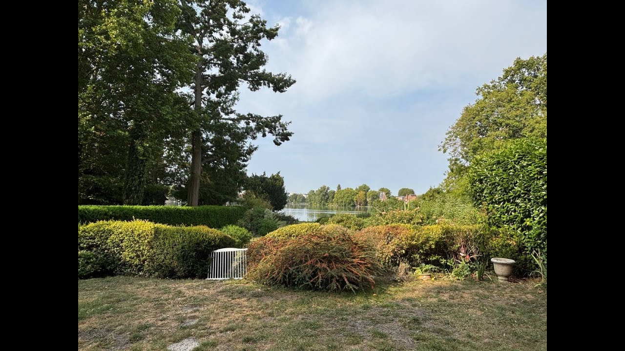 ENGHIEN LES BAINS Appartement F5 face au lac avec jardin privatif
