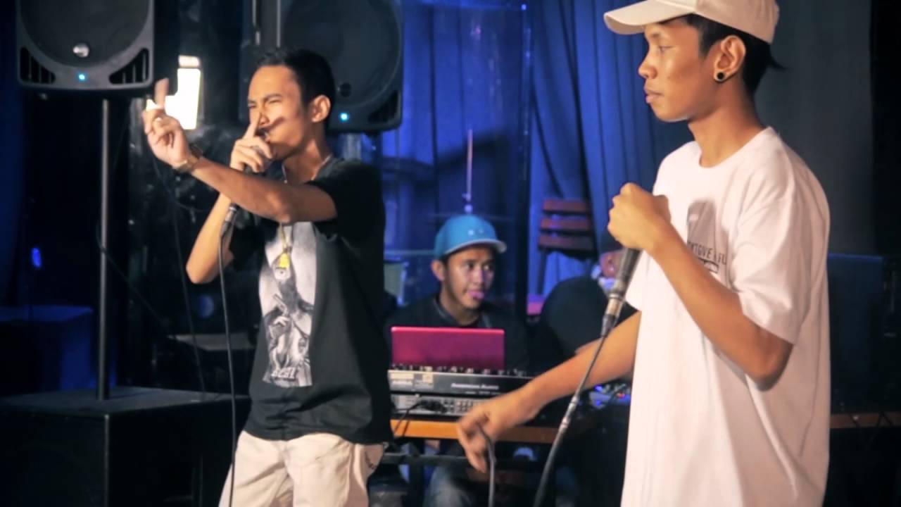 Bahay Katay - Owfuck - Rap Song Competition @ Giniling Festival Pt. 1