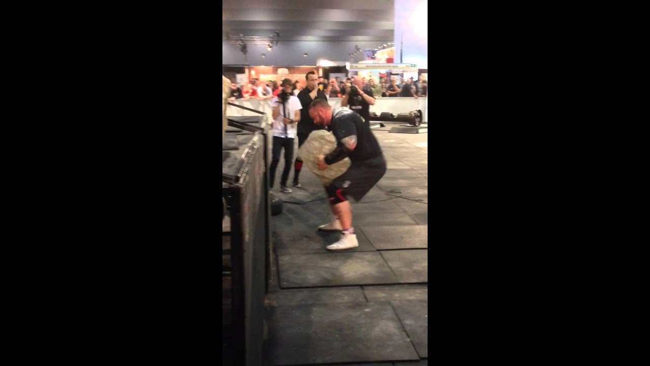 Hafthor Bjornsson Natural Stone Loading Arnold Classic Australia 2016 Strongman